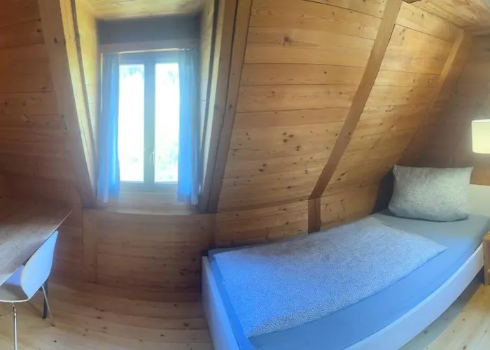 Kobolzeller Schloesschen A.d.weinsteige Feriehus